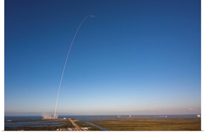 Inmarsat-5 Mission Rocket Trail, Kennedy Space Center, Florida