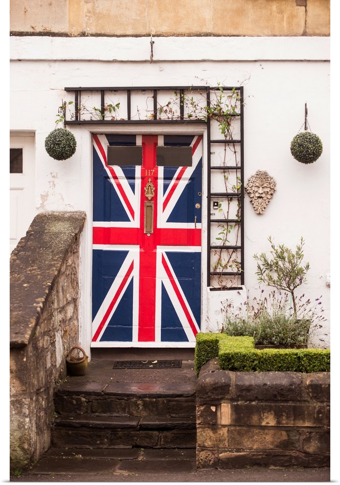 Photograph of a front porch in Bath, England with the Union Jack flag painted on the front door.