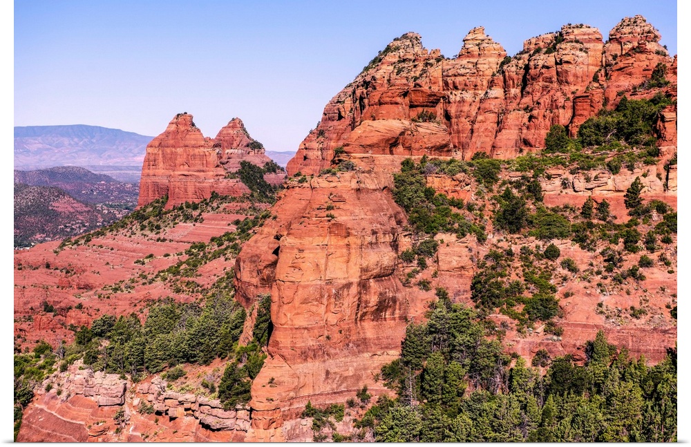 View of red rock near Hangover Trail in Sedona, Arizona.