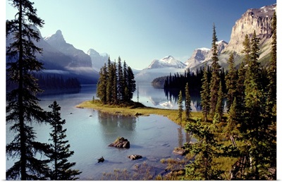 Maligne Lake, which is the largest and deepest lake in Alberta's Jasper National Park, Canada