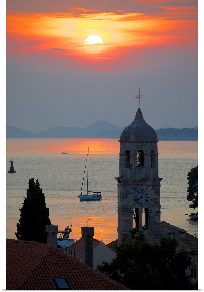 Adriatic sunset, Cavtat, Dubrovnik Riviera, Dalmatian Coast, Dalmatia, Croatia, Europe.