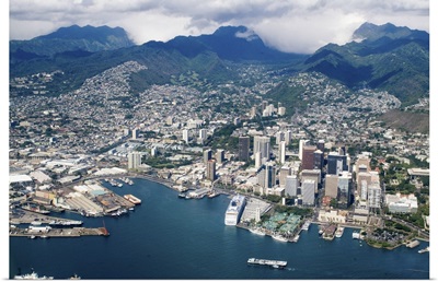 Aerial view of Honolulu and Waikiki, Oahu, Hawaii