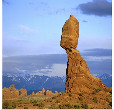 Balanced Rock, Arches National Park, Utah