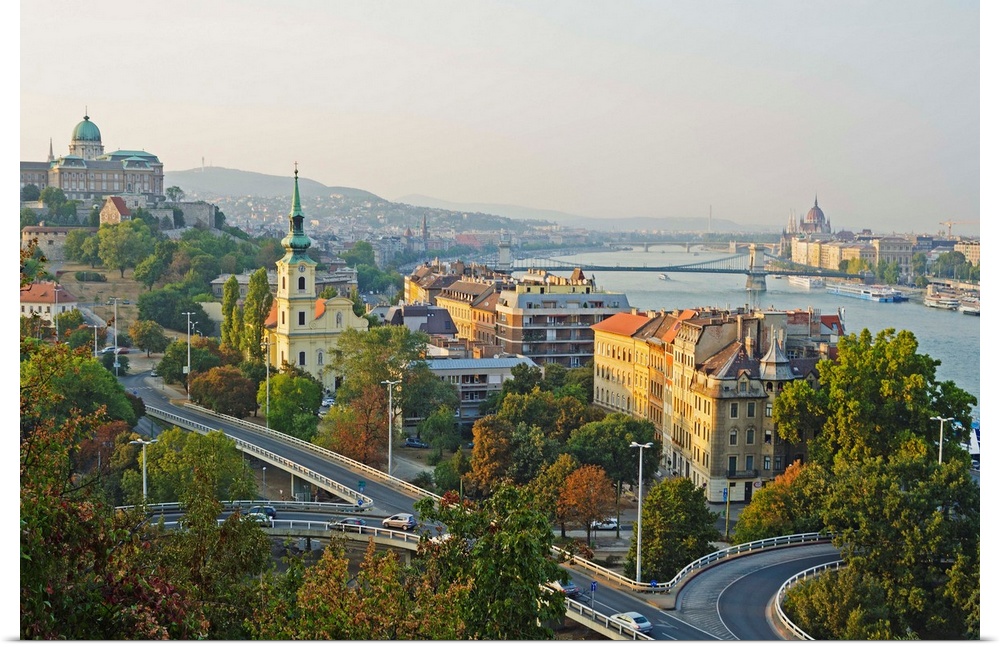 Banks of the Danube, UNESCO World Heritage Site, Budapest, Hungary, Europe.