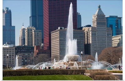 Buckingham Fountain in Grant Park, Chicago, Illinois