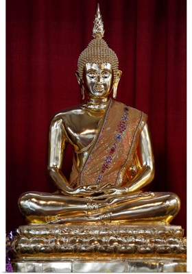 Buddha Statue, Wat Velouvanaram, Bussy Saint Georges, Seine Et Marne, France, Europe