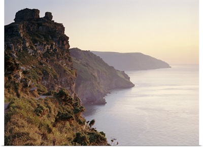 Castle Rock on the coast overlooking Wringcliff Bay, Devon, England