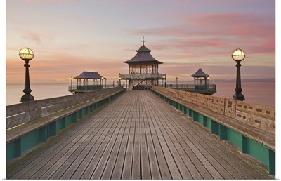 Clevedon Pier, In Clevedon, On The Bristol Channel Coast Of Somerset, England