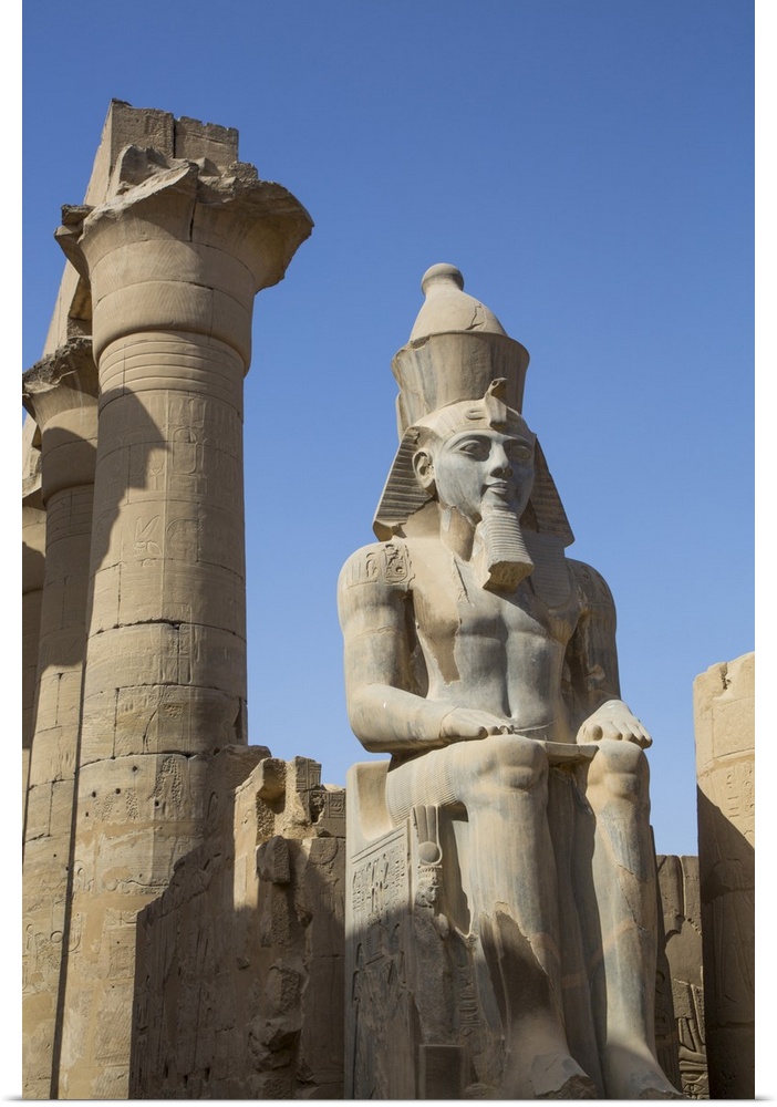 Colossus of Ramses II, Court of Ramses II, Luxor Temple, UNESCO World Heritage Site, Luxor, Thebes, Egypt, North Africa, A...