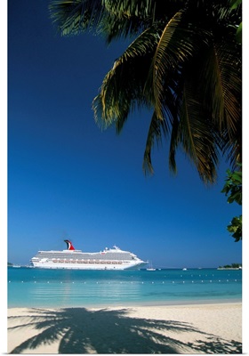 Cruise ship, Ocho Rios, Jamaica, West Indies, Central America