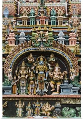 Detail of Hindu carvings, Sri Meenakshi Sundareshwara Temple, Madurai, Tamil Nadu, India