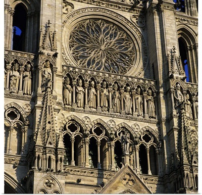 Detail of west front, Notre Dame Cathedral, Amiens, Picardy, France
