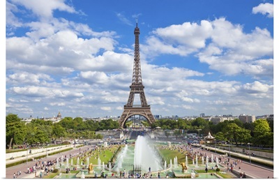 Eiffel Tower and the Trocadero Fountains, Paris, France