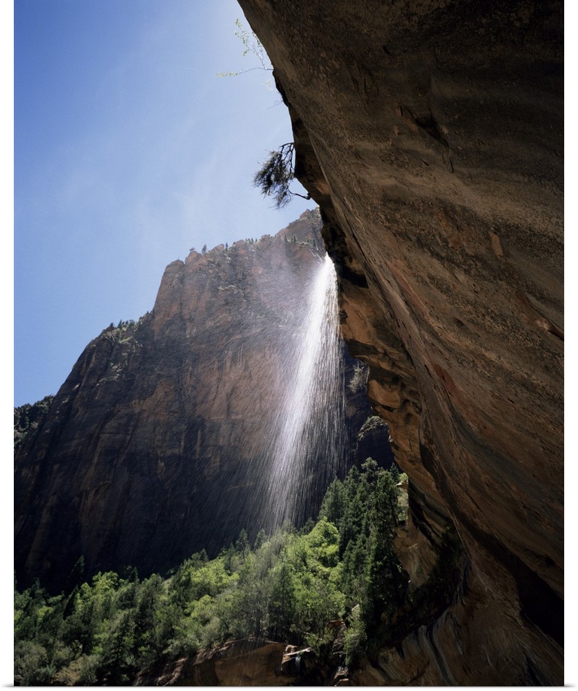 Emerald Pool waterfall, Zion National Park, Utah, United States of America