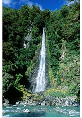 Fantail waterfall by the Makarpra River, west Otago, New Zealand