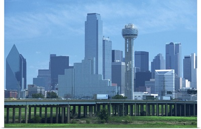 Freeway bridge over the Dallas River floodplain, and skyline, Dallas, Texas, USA
