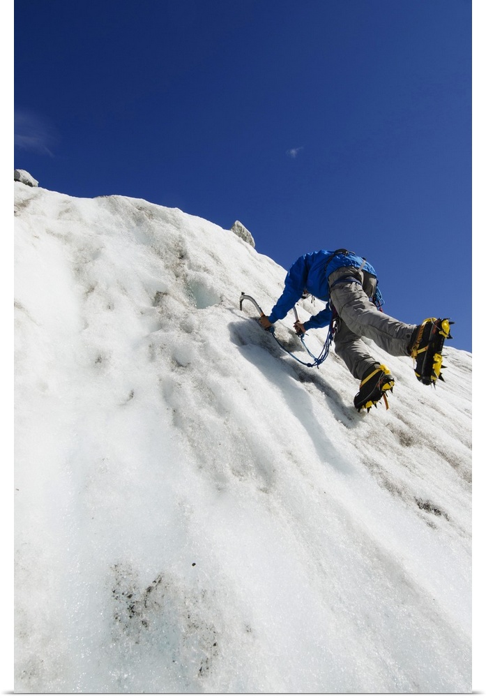 Ice climber at Mer de Glace glacier, Chamonix, Haute-Savoie, French Alps, France, Europe