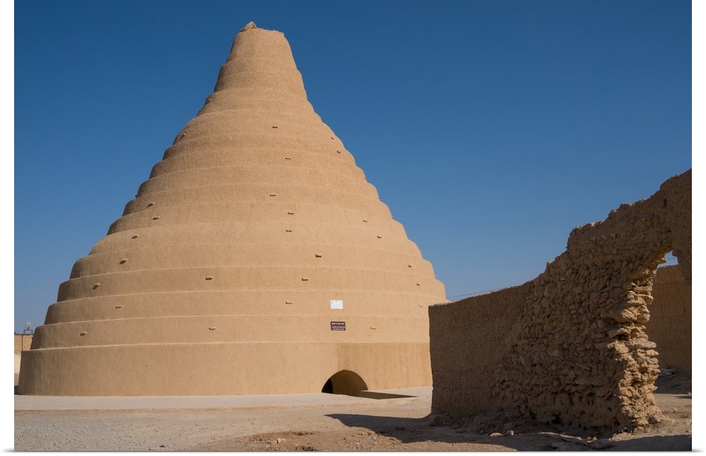 Ice house for preserving ice, Arbukuh, near Yazd, Iran, Middle East