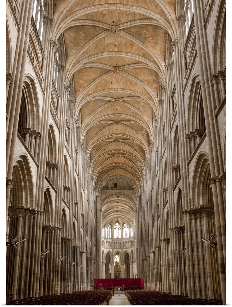 Interior looking east, Rouen Cathedral, Rouen, Upper Normandy, France