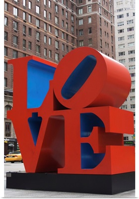 Love Sculpture by Robert Indiana, 6th Avenue, Manhattan, NYC, New York, USA