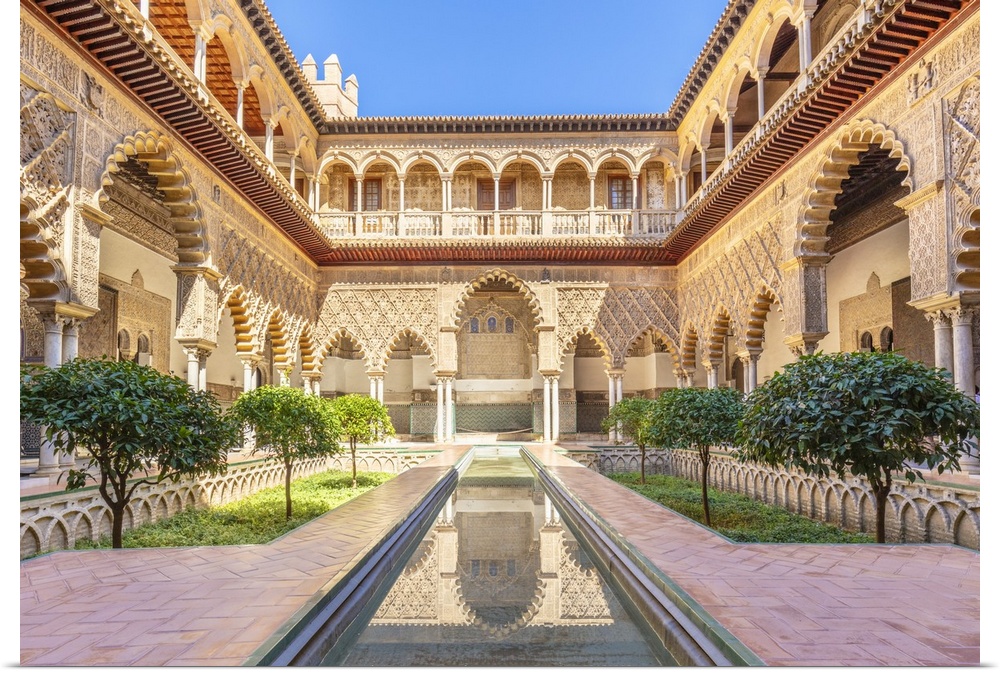 Patio de las Doncellas (The Courtyard of the Maidens), Real Alcazar (Royal Palace), UNESCO World Heritage Site, Seville, A...