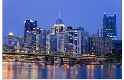 Pittsburgh skyline and the Allegheny River, Pittsburgh, Pennsylvania