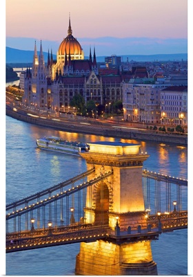 River Danube and Hungarian Parliament at dusk, Budapest, Hungary