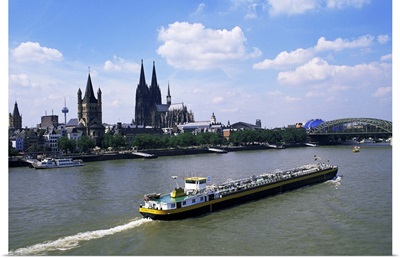 River Rhine and Cologne (Koln), North Rhine-Westphalia, Germany, Europe