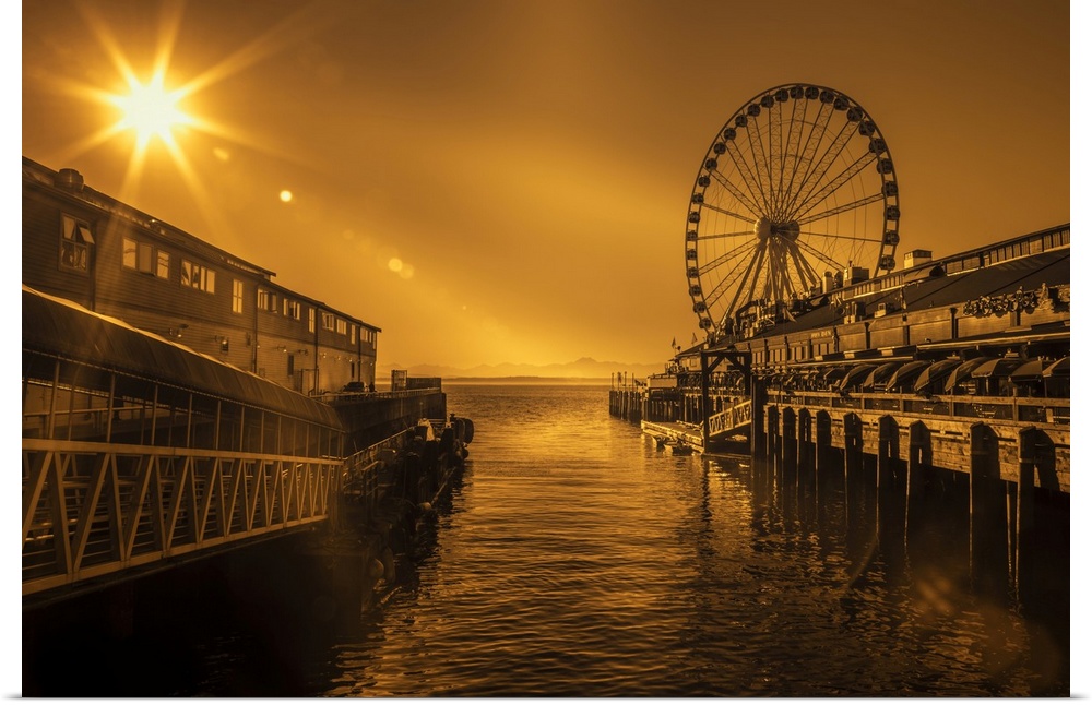 Seattle's Great Ferris Wheel at Pier 57, Seattle, Washington State, United States of America, North America