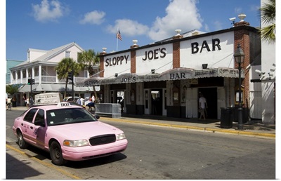 Sloppy Joe's Bar, famous because Ernest Hemingway drank there, Key West, Florida