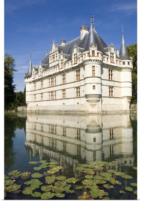 The 16th century moated Chateau d'Azay le Rideau, Indre-et-Loire, Loire Valley, France