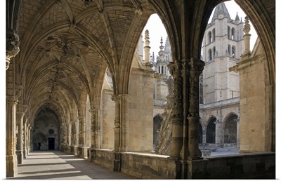 The cloisters, Leon Cathedral, Leon, Castilla y Leon, Spain