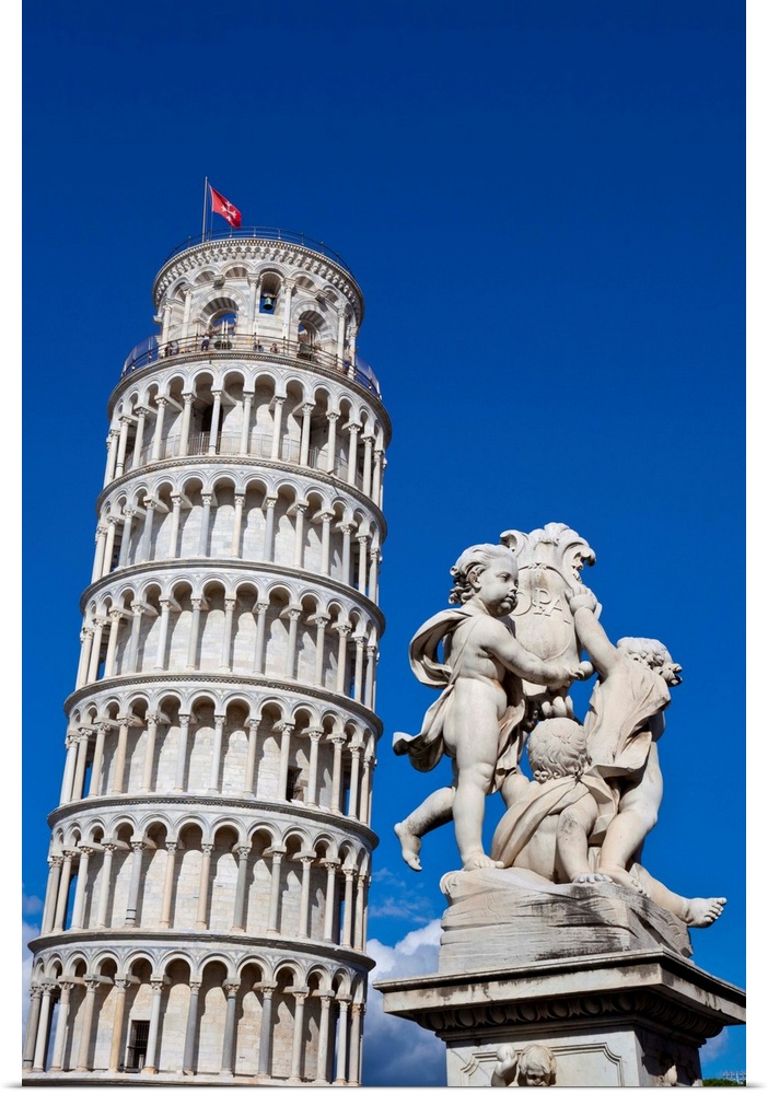 The Leaning Tower of Pisa, campanile or bell tower, Fontana dei Putti, Piazza del Duomo, Pisa, Tuscany, Italy