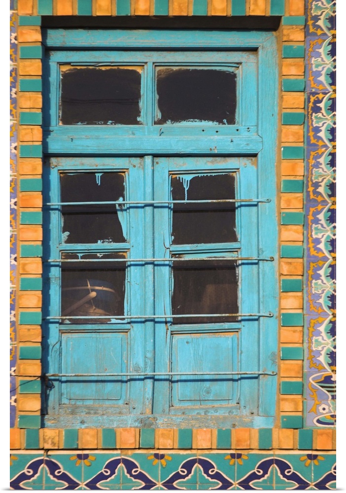 Tiling round blue window, Shrine of Hazrat Ali, Mazar-I-Sharif, Afghanistan