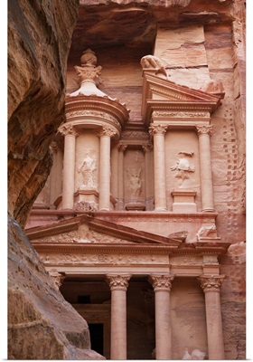 Treasury carved into the red rock with the Siq in the foreground, Petra, Jordan