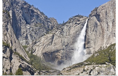 Upper Yosemite Falls, Yosemite Valley, Yosemite National Park, Sierra Nevada, California