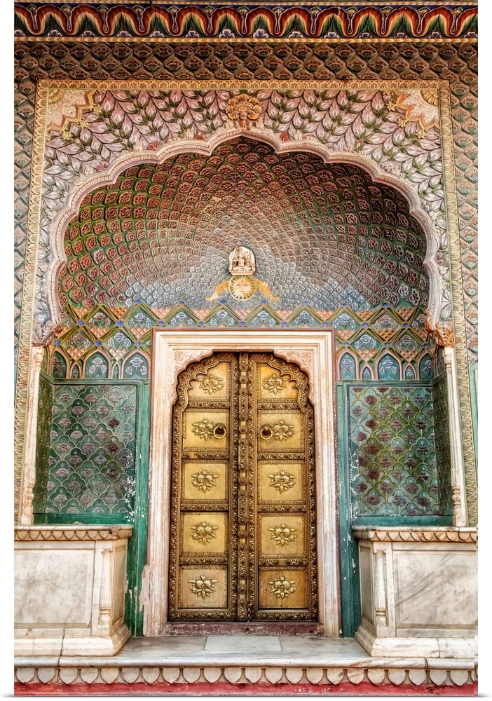 Colorful door at the City Palace in Jaipur, Rhajisthan, India.