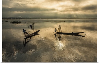 Inle Lake fisherman at sunrise in Myanmar