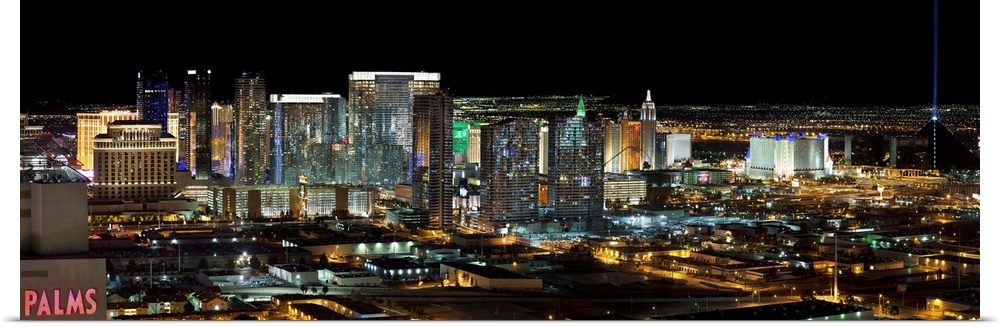 Panorama view of the Las Vegas strip at night