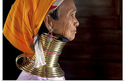 Profile of a Padaung ring neck woman in Inle Lake, Burma