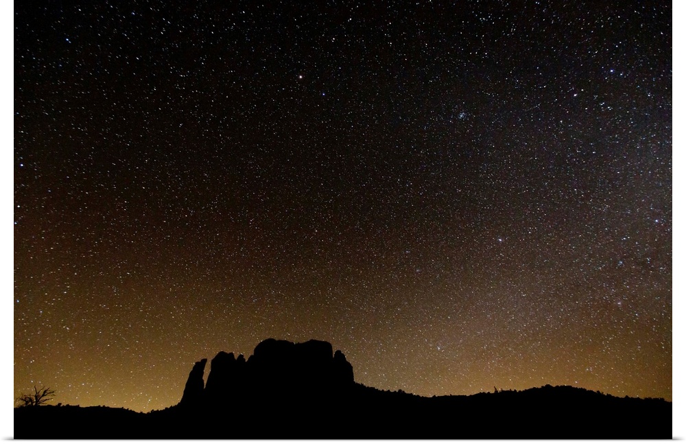 Stars at night above Cathedral Rock in Sedona, Arizona