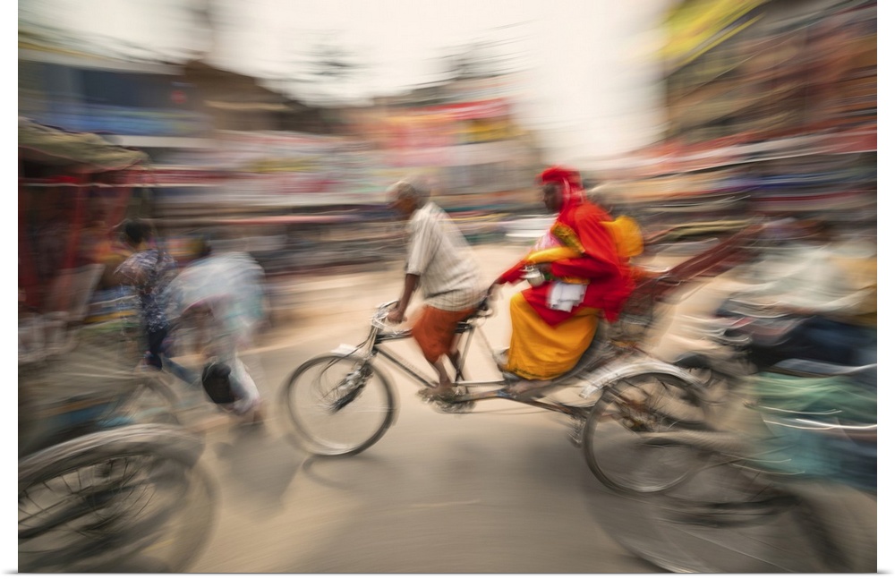 Traffic in busy intersection in Varinasi, India