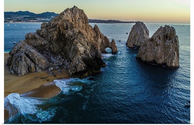 Beautiful evening view of the Cabo arch