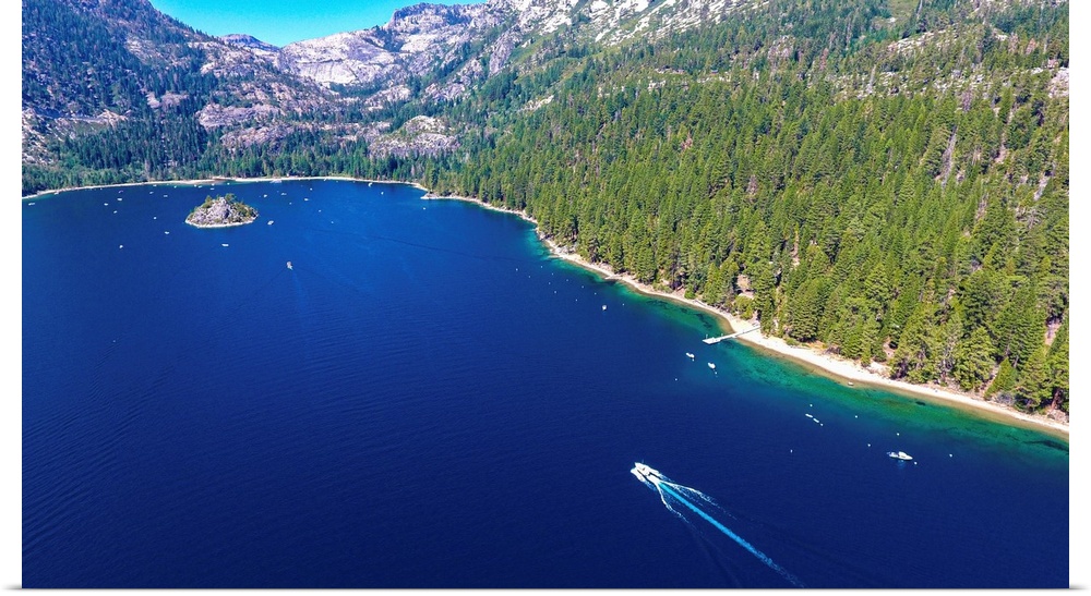 The iconic emerald bay, lake Tahoe, CA. Location: Lake Tahoe, California.