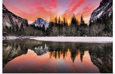 Nature Landscape Of Yosemite National Park, California