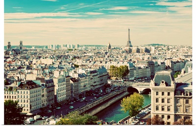 Paris panorama, France. View on Eiffel Tower and Seine river