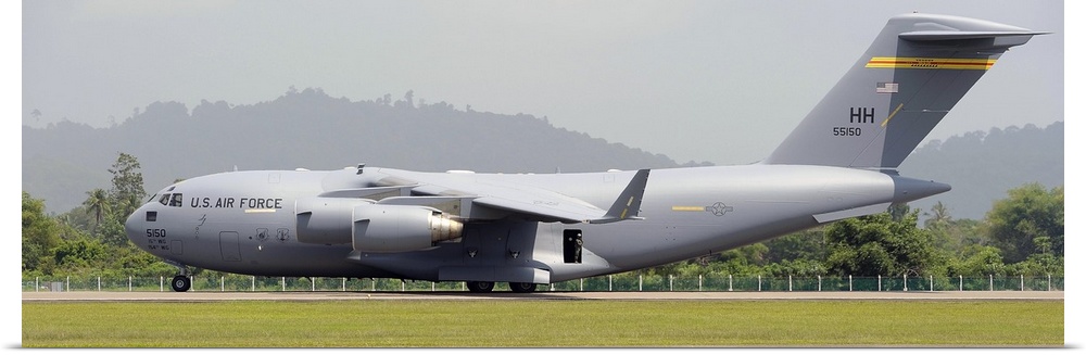 March 29, 2013 - A Boeing C-17 Globemaster III of the U.S. Air Force at Langkawi Airport, Malaysia.