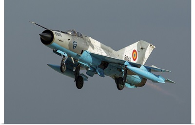 A Romanian Air Force Mig-21 LanceR Taking Off