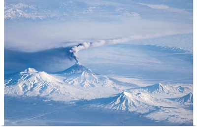 An eruption plume emanating from Kliuchevskoi volcano