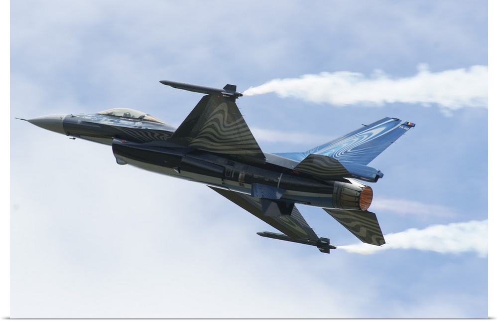 An F-16A Mide-Life Update of the Belgian Air Force in flight.